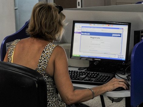 Internet kafe u Havani (Foto: AFP)