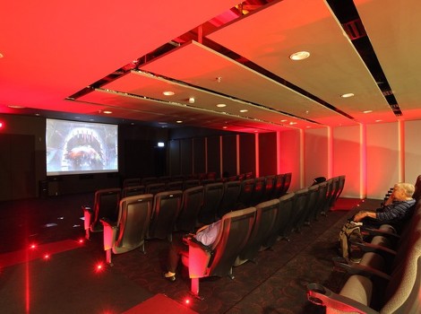 Kino na aerodromu u Singapuru