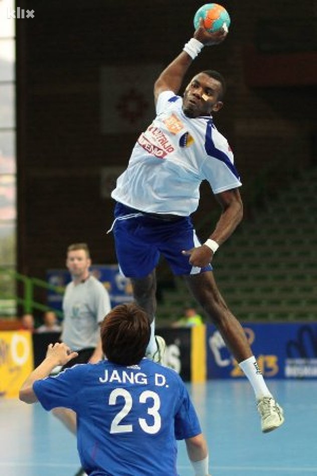 Costodes u dresu reprezentacije BiH