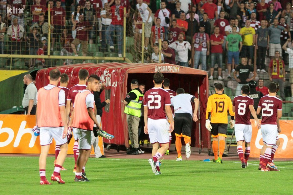 Igrači Sarajeva osramotili grb (Foto: Feđa Krvavac/Klix.ba)