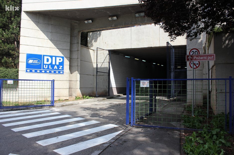 Ulaz u DIP (Foto: Davorin Sekulić/Klix.ba)