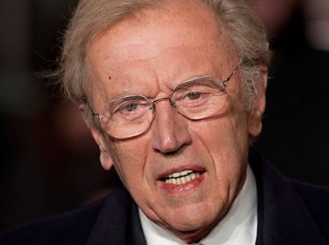 Umro legendarni britanski novinar David Frost