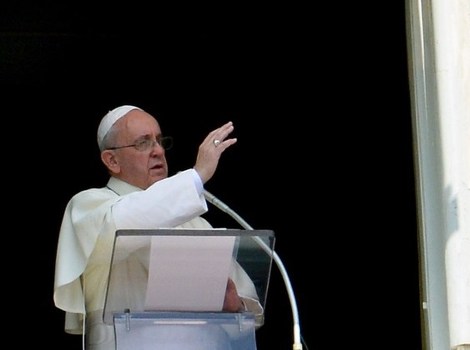 Papa Franjo: Bog će suditi onima koji koriste hemijsko oružje