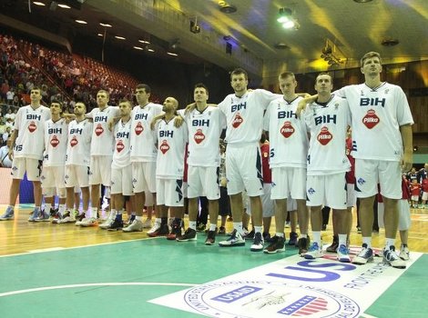 Dvanaest košarkaša koji brane boje BiH na Eurobasketu (Foto: Klix.ba)