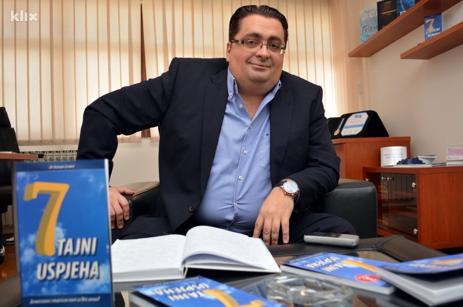 Dr. Kenan Crnkić (Foto: Nedim Grabovica/Klix.ba)