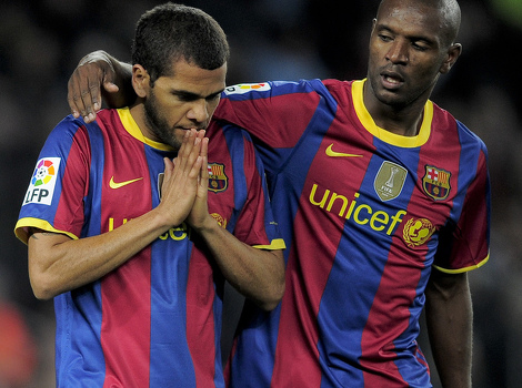 Alves i Abidal (Foto: Arhiv/AFP)