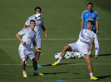 Bale i Ronaldo na treningu (Foto: AFP)
