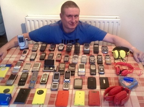 Jim O'Brien do sada je imao 115 Nokia mobitela