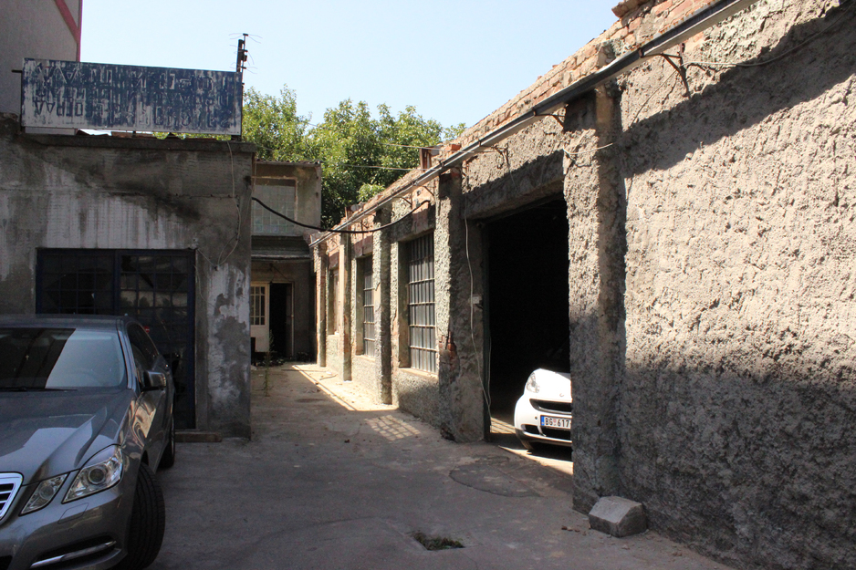 Imovina preduzeća Hepok u Ulici Olge Jovanović u Beogradu je u lošem stanju (Foto: CINS)