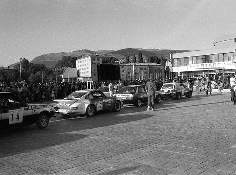 Ceremonijalni start YU Rally-a u Sarajevu 1984. godine na platou Skenderije