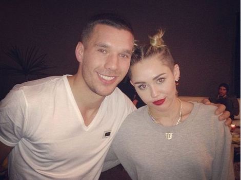 Lukas Podolski i Miley Cyrus