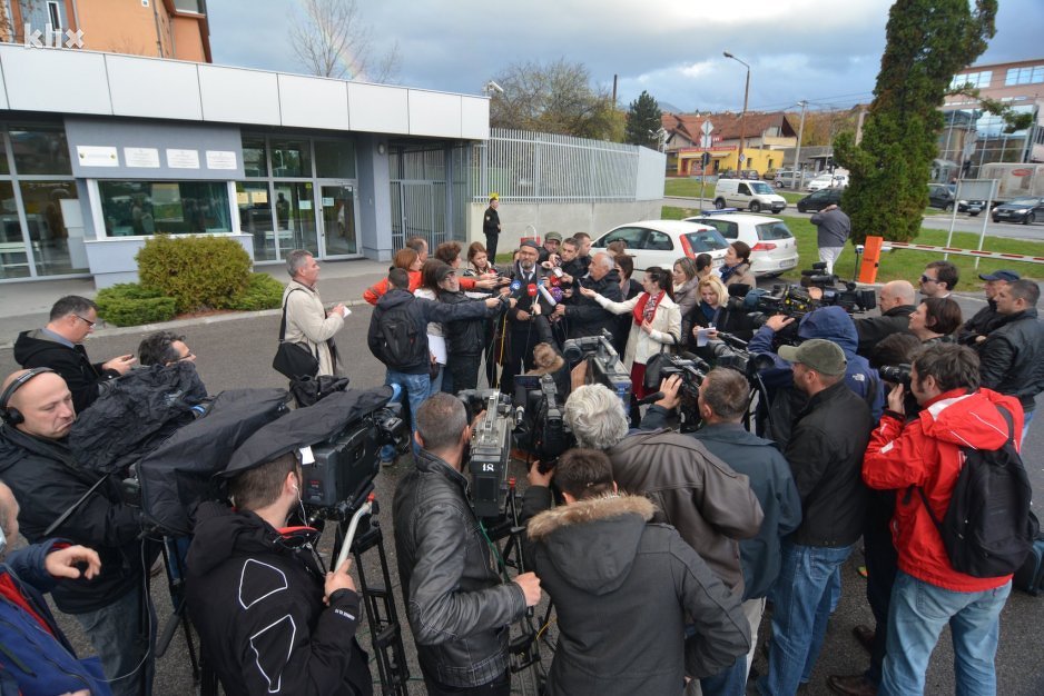 Suđenje su pratile brojne novinarske ekipe (Foto: Nedim Grabovica/Klix.ba)