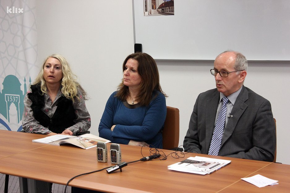 Amela Hadžimejlić-Kečo, Aida Abadžić-Hodžić i Mustafa Jahić (Foto: Davorin Sekulić/Klix.ba)