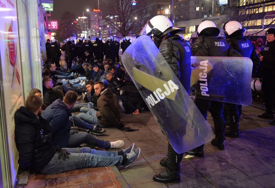 Policija uhapsila navijače Lazija uoči utakmice u Varšavi (Foto: AFP)