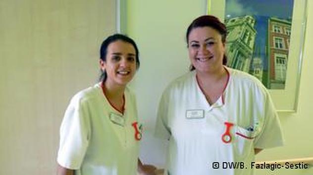 Jasmina i Mirela na radnom mjestu (Foto: DW)