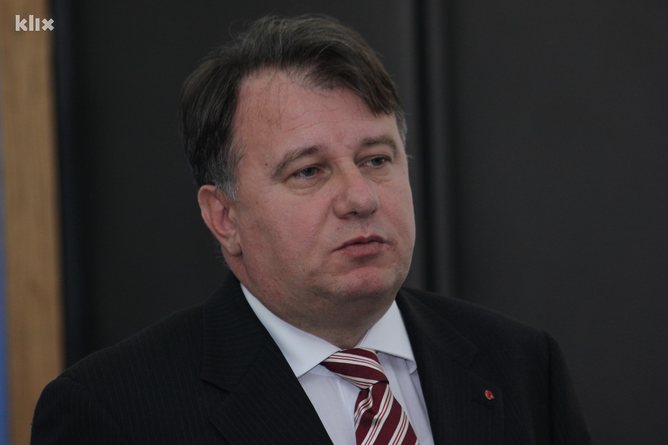 Premijer Nermin Nikšić (Foto: Davorin Sekulić/Klix.ba)