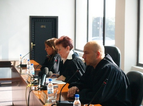 Ustavni sud ima osnov za donoenje privremene mjere u Ustavni sud ima osnov za donoenje privremene mjere u