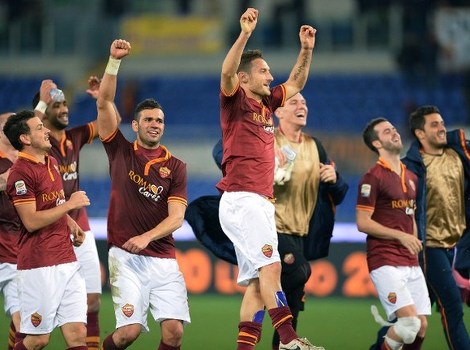 Igrači Rome slave pobjedu protiv Livorna (Foto: AFP)
