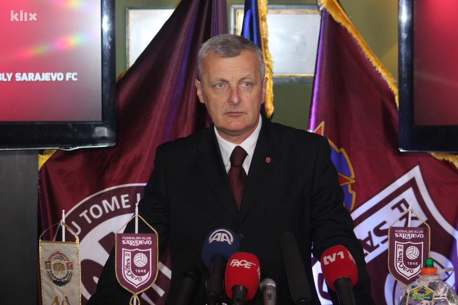 Kusturica nakon imenovanja za predsjednika kluba (Foto: Klix.ba)