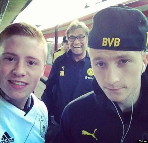 Marco Reus s navijačem