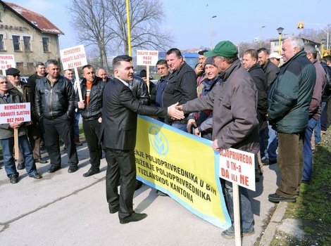 Poljoprivrednici dali rok do petka da se isplate izostali poticaji