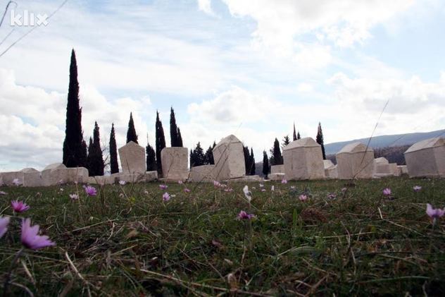 Nekropola stećaka u Vidovu polju (Foto: Klix.ba)