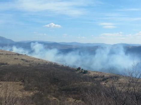 Požar na području Trnova (Foto: Klix.ba)