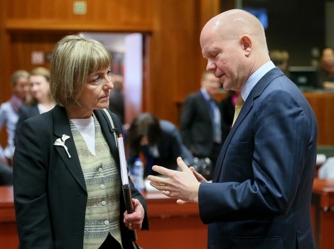 Vesna Pusić i William Hague (Foto: EPA)