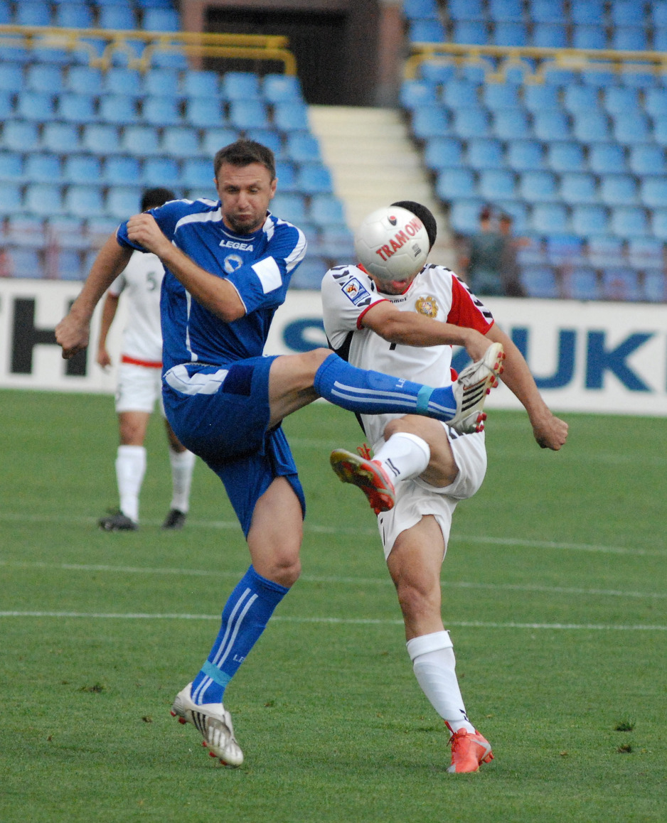 Muratović u dresu reprezentacije BiH (Foto: EPA)