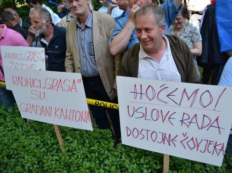 S prošlih protesta radnika GRAS-a (Foto: Arhiv/Klix.ba)