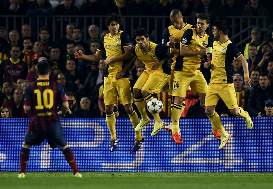 Živi zid igrača Atletico Madrida (Foto: AFP)