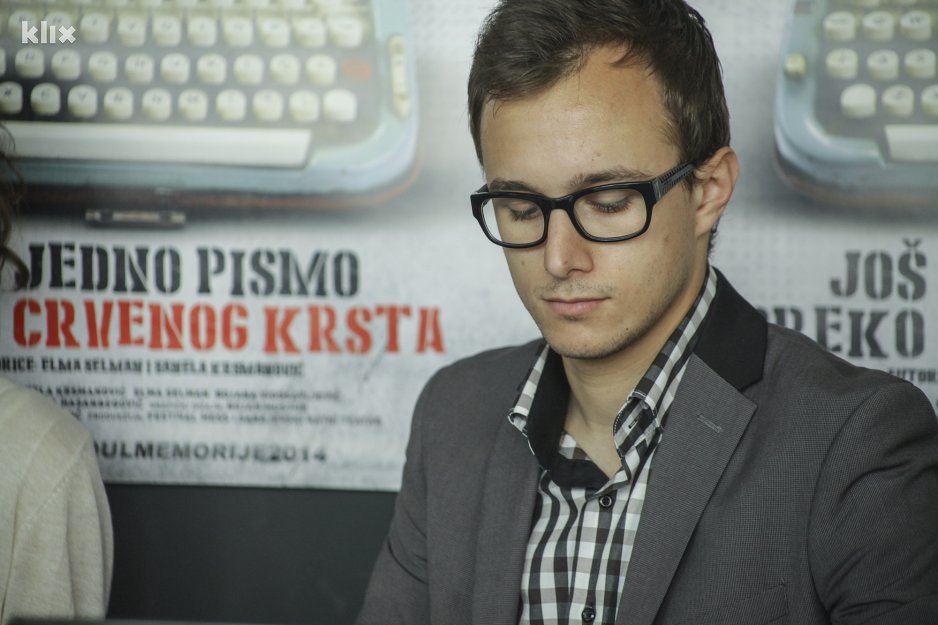 Emir Muhamedagić, moderator konferencije za medije (Foto: Edin Hadžihasić/Klix.ba)