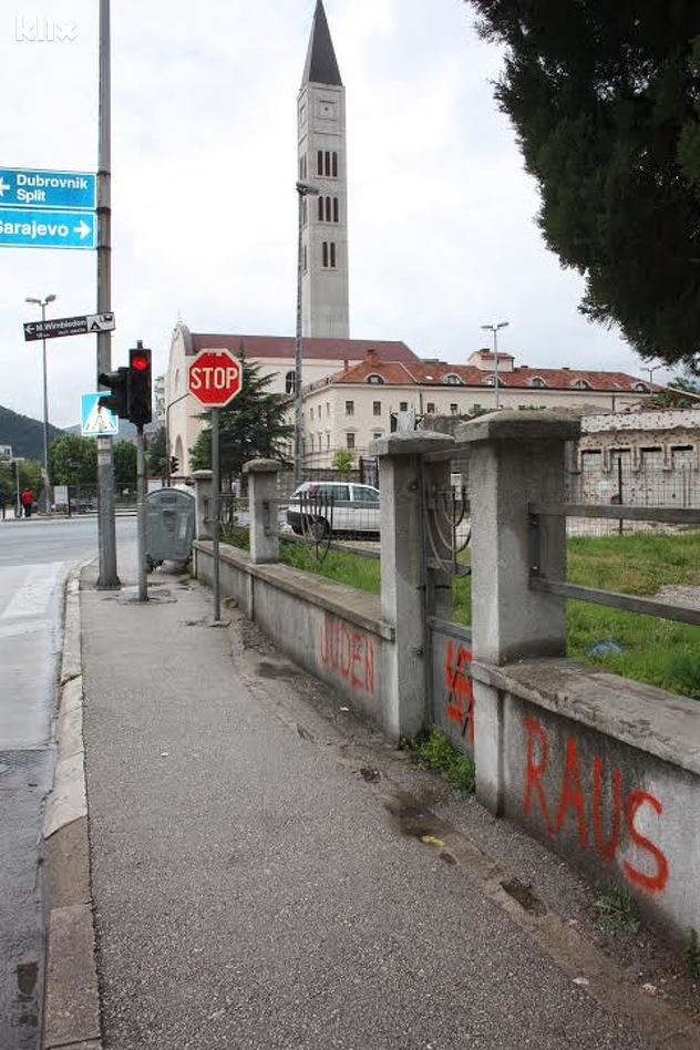 Fašističke poruke u Mostaru