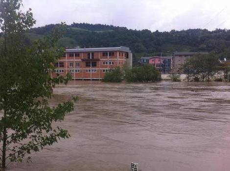 Bosanski Novi tokom nedavnih poplava