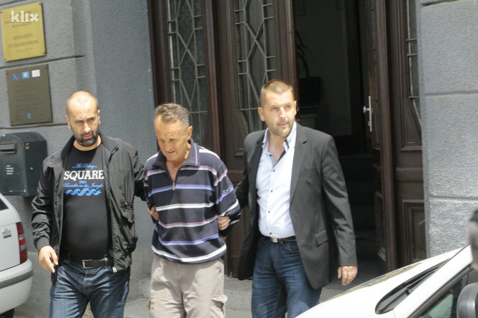 Suljo Šehić nakon saslušanja u policiji (Foto: Feđa Krvavac/Klix.ba)