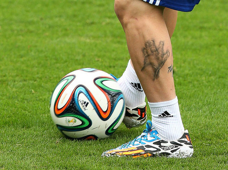 Tetovaža na nozi Lea Messija (Foto: EPA)