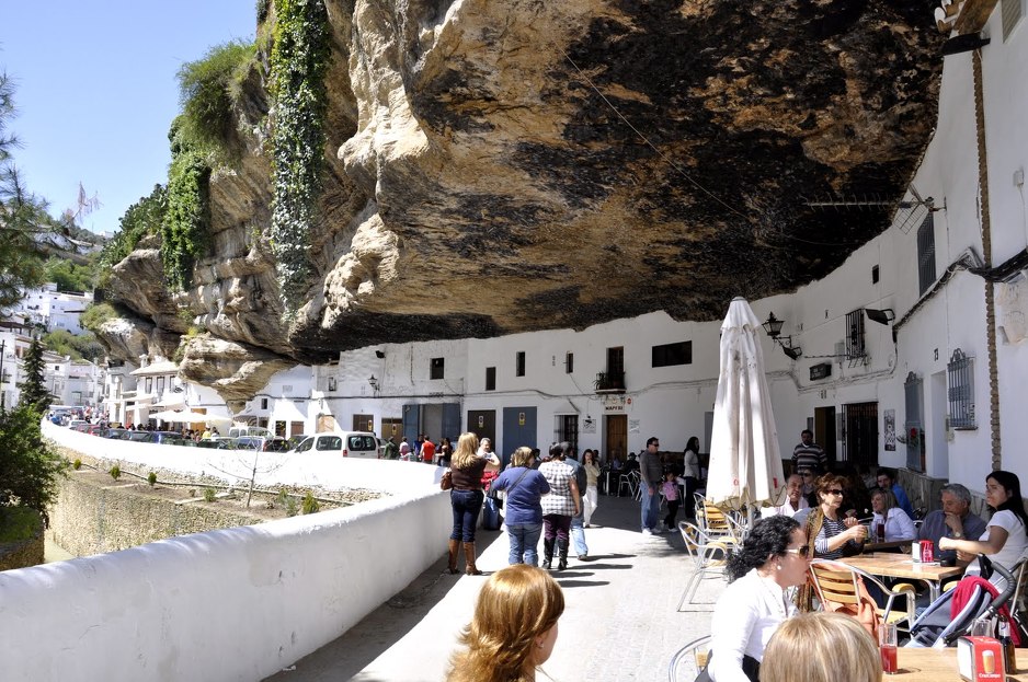 Setenil de las Bodegas