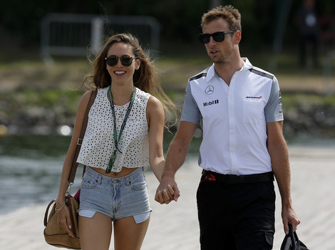 Jenson Button sa djevojkom (Foto: EPA)