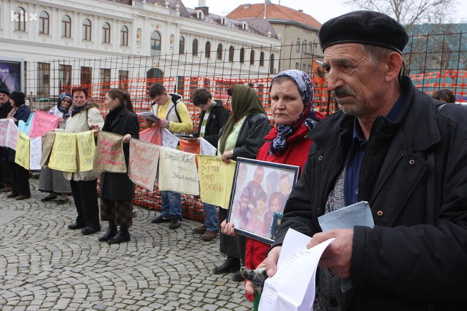 Munib Muminović na jednom od okupljanja Srebreničana