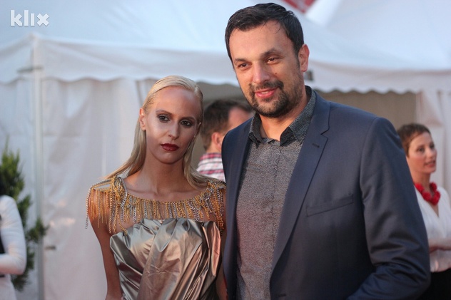 Dino Konaković sa suprugom (Foto: Davorin Sekulić/Klix.ba)