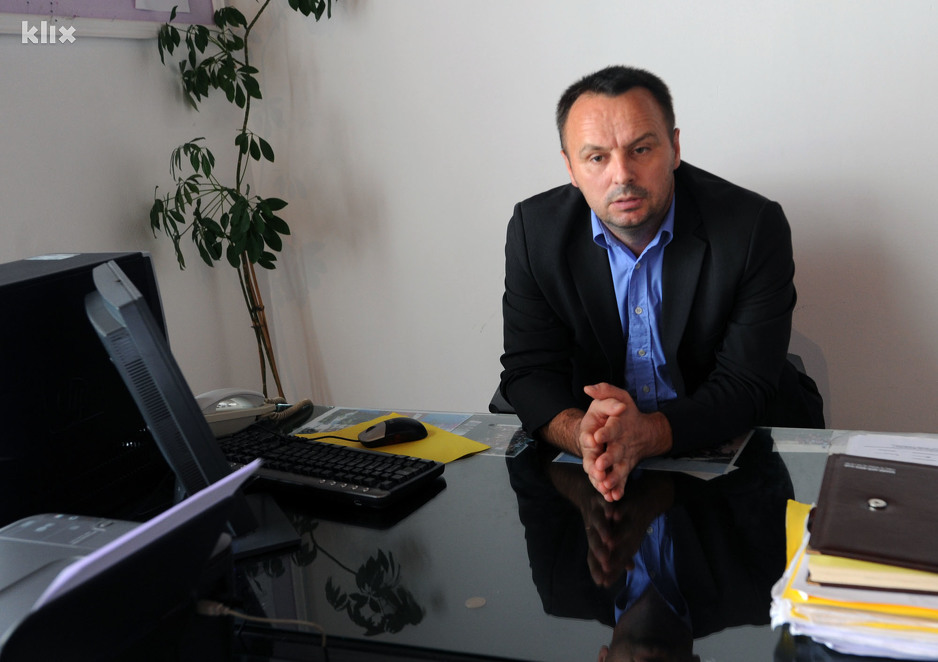 Direktor OŠ Bašigovci (Foto: Darko Zabuš/Klix.ba)