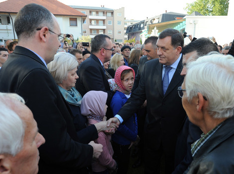 Milorad Dodik na dženazi u Bosanskom Šamcu (Foto: Darko Zabuš/Klix.ba)