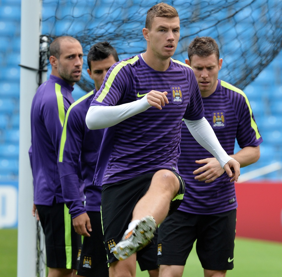 Edin Džeko na treningu Manchester Cityja (Foto: EPA)