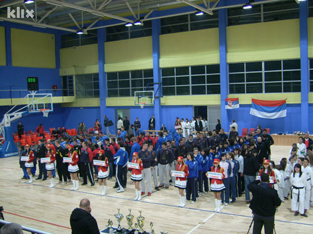Sportska dvorana u Tesliću