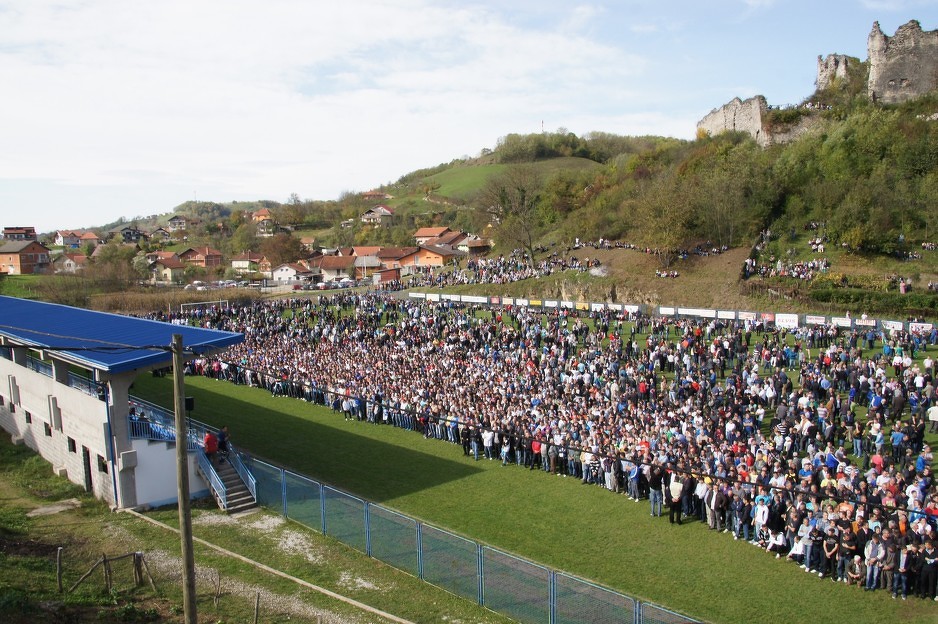 Fotografija sa dženaze trojici navijača