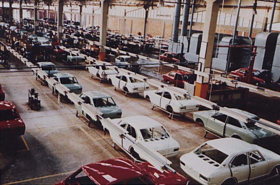 Prva proizvodnja Toyote u Evropi počela je 1971. godine u Salvador Caetano pogonu.