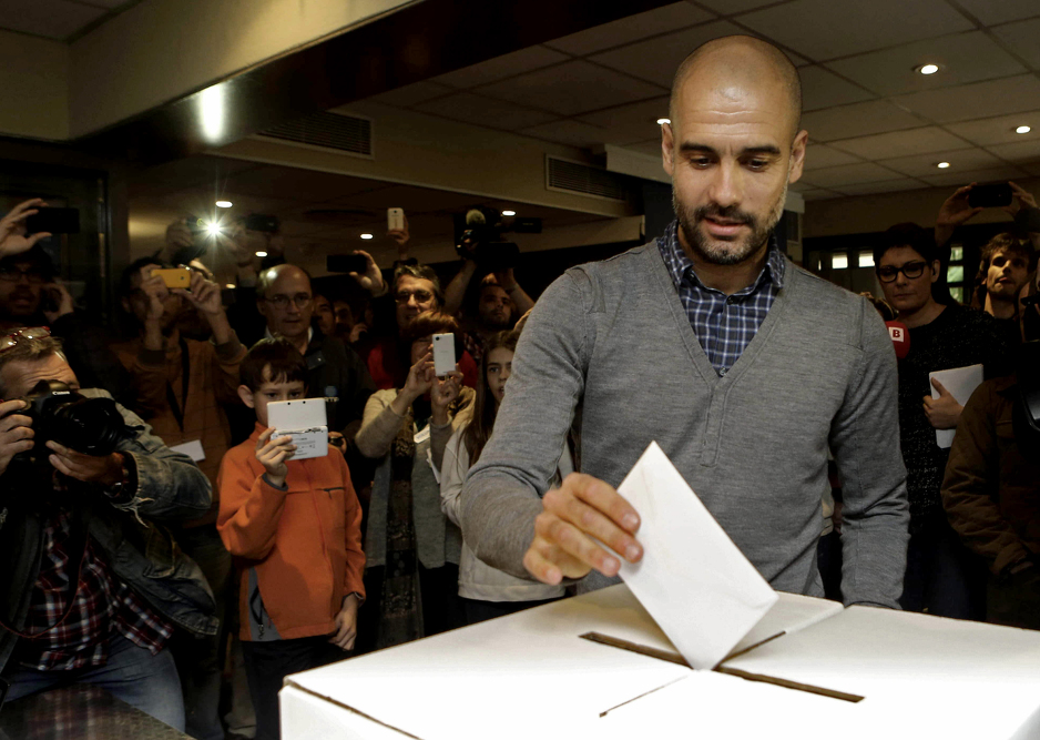 Pep Guardiola na glasačkom mjestu u Barceloni (Foto: EPA)