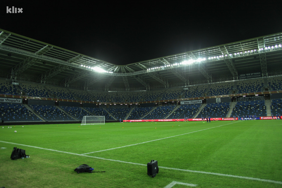 Na stadionu Sammy Ofer večeras će biti oko 30.000 navijača (Foto: Edin Hadžihasić/Klix.ba)