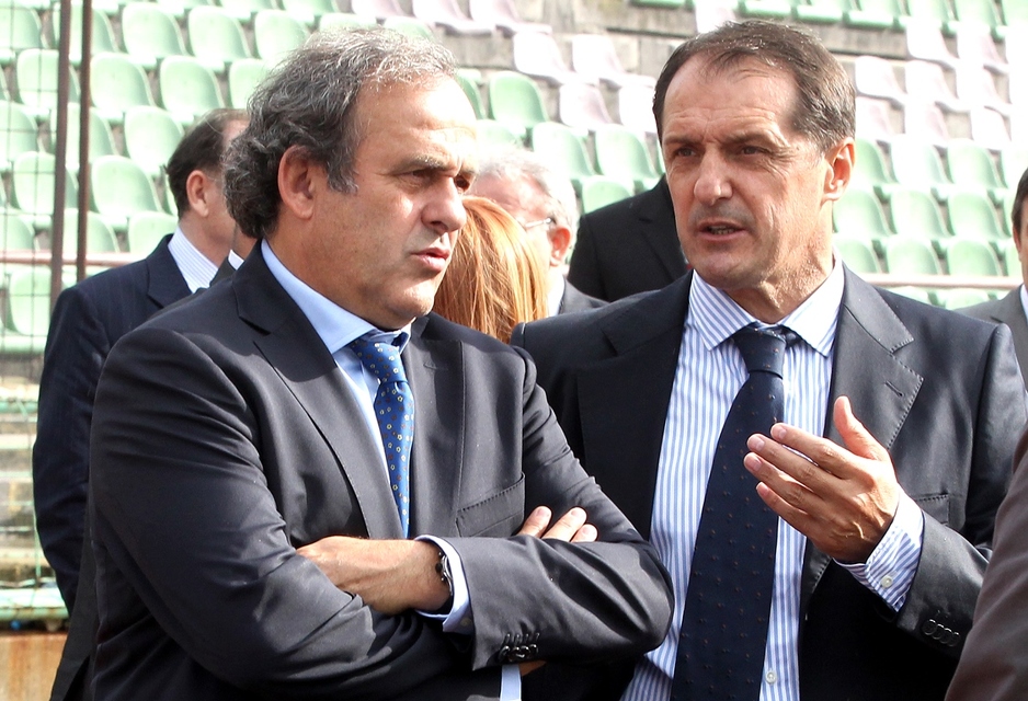 Popularni Hadžija sa predsjednikom UEFA-e Platinijem u Sarajevu 2012. (Foto: EPA)