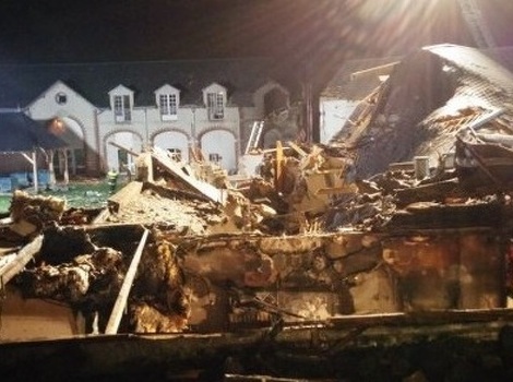 Francuska: Vojni avion se srušio na dom za invalide, poginula jedna osoba